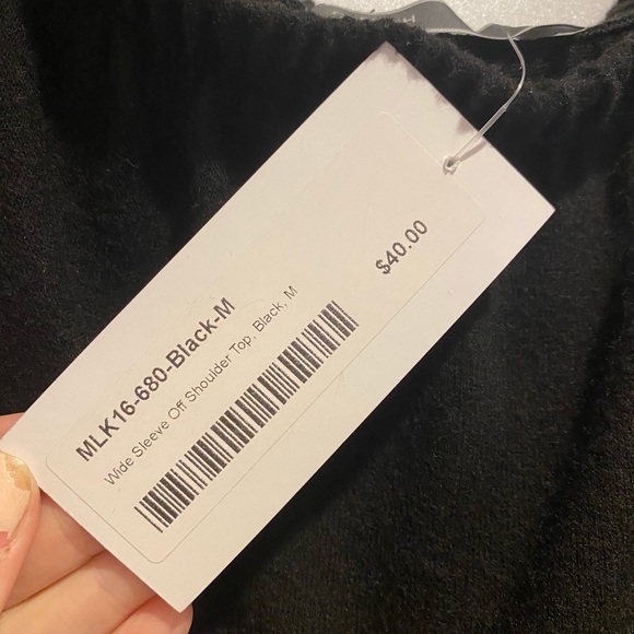 Off the shoulder flowy top - Picture 4 of 4